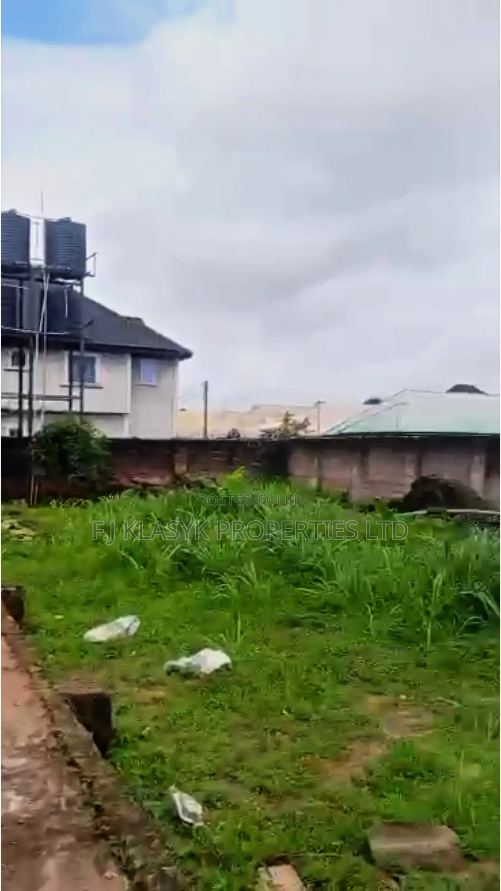 12bdrm Block of Flats in Edo State for sale