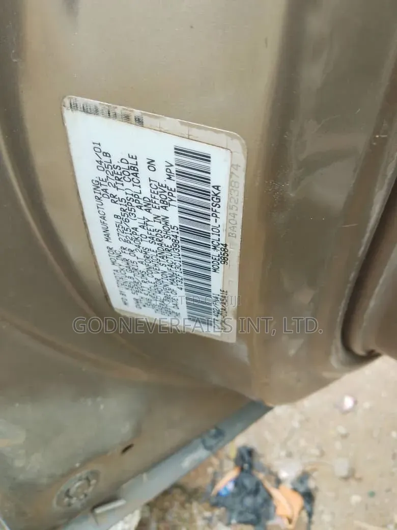Toyota Sienna 2002 Gold
