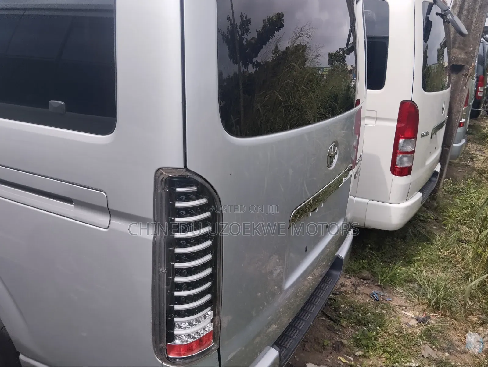 Toyota HiAce 2014 Grey