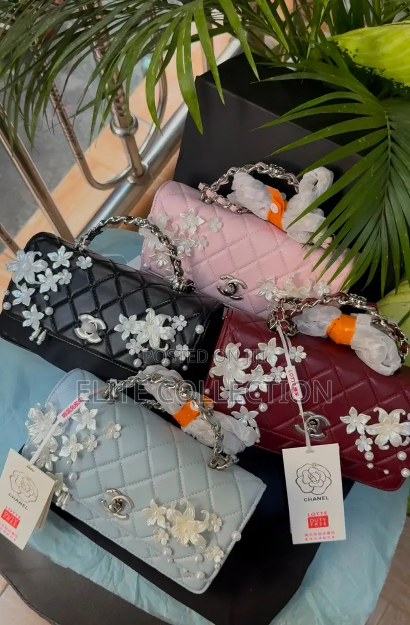 Luxe Chanel 3D Flower Peals Midi Size Bag Fully Boxed With Receipt
