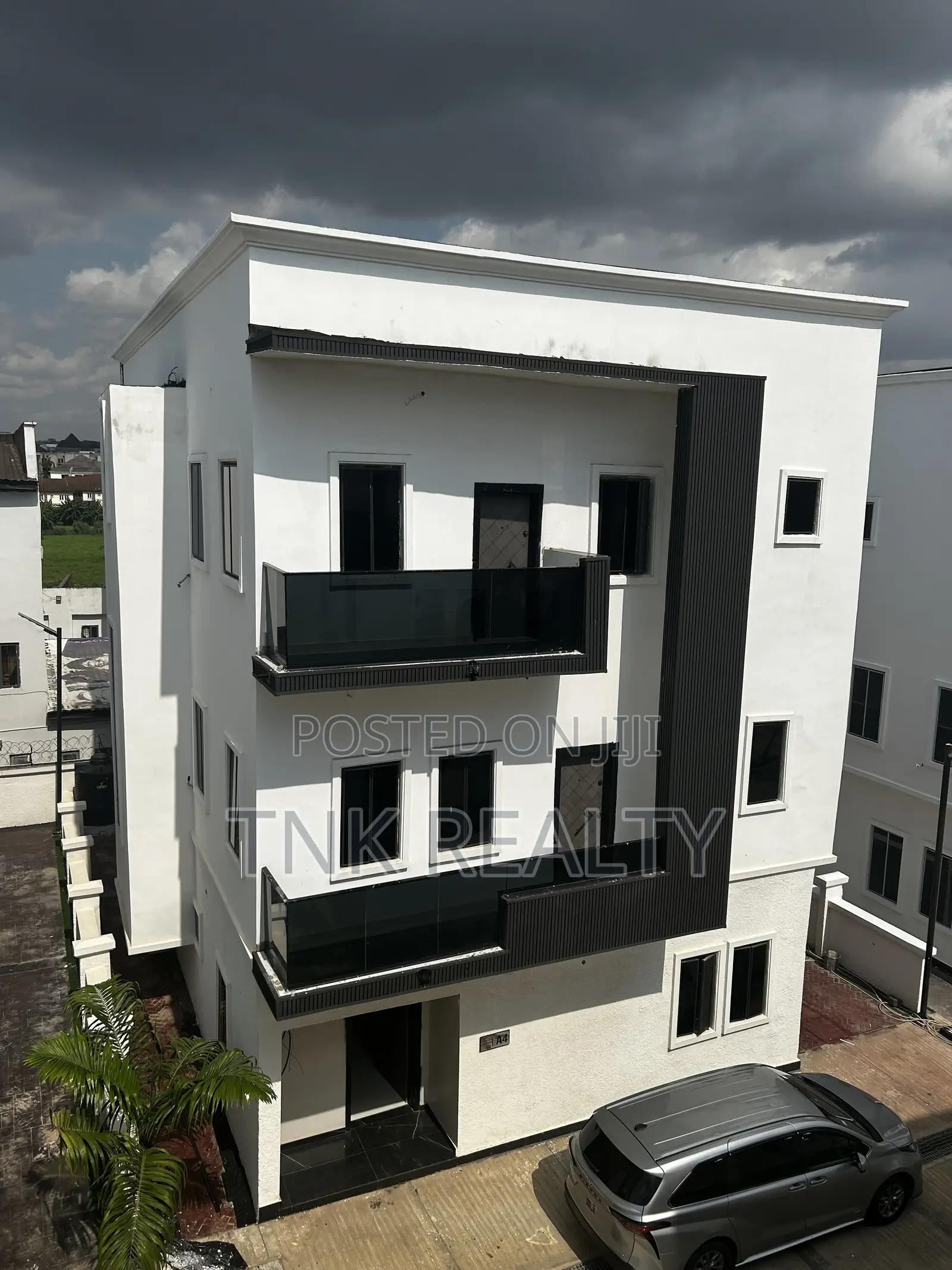 Newly Built 5bedrooms Duplex for Sale