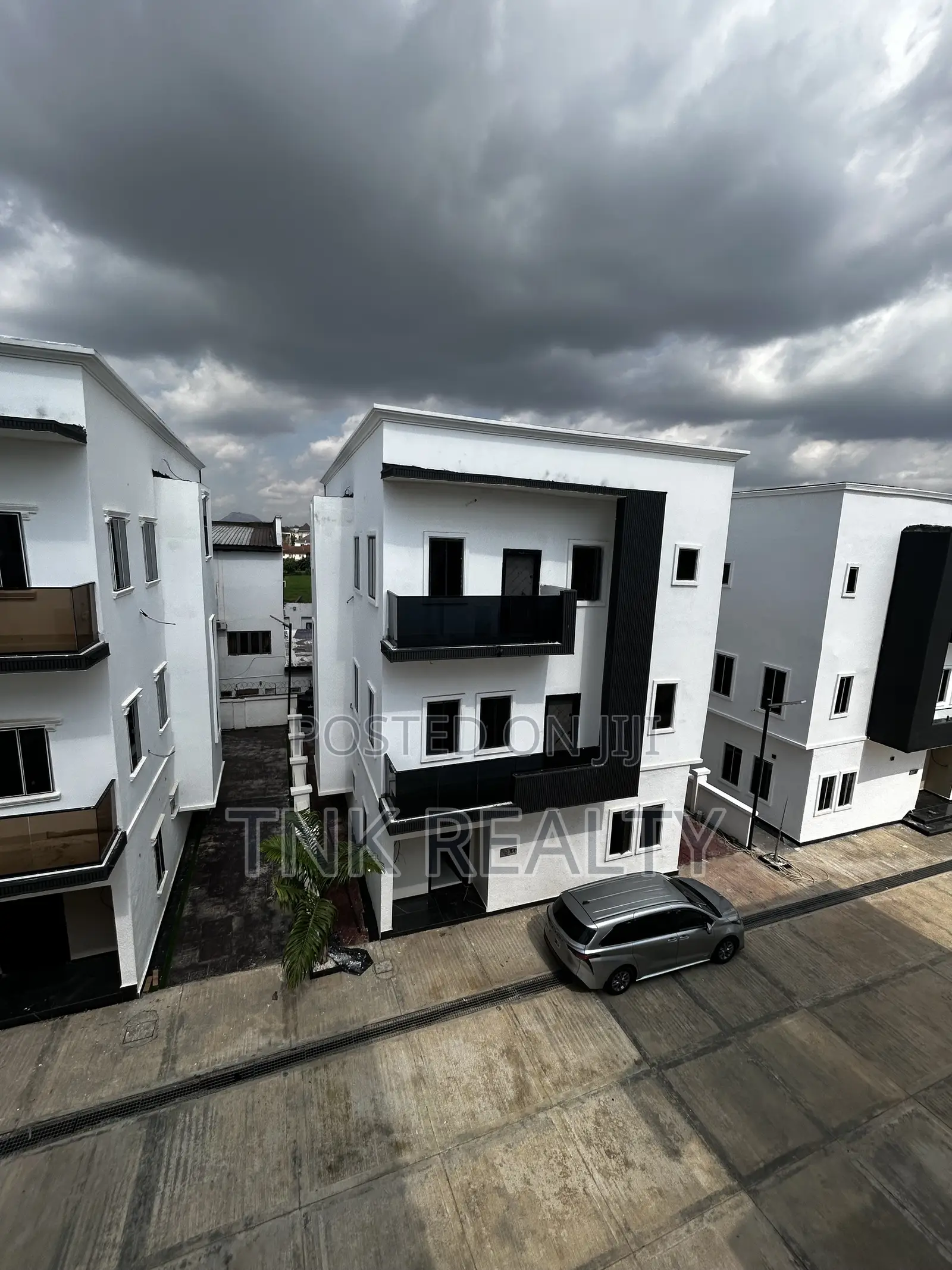 Newly Built 5bedrooms Duplex for Sale
