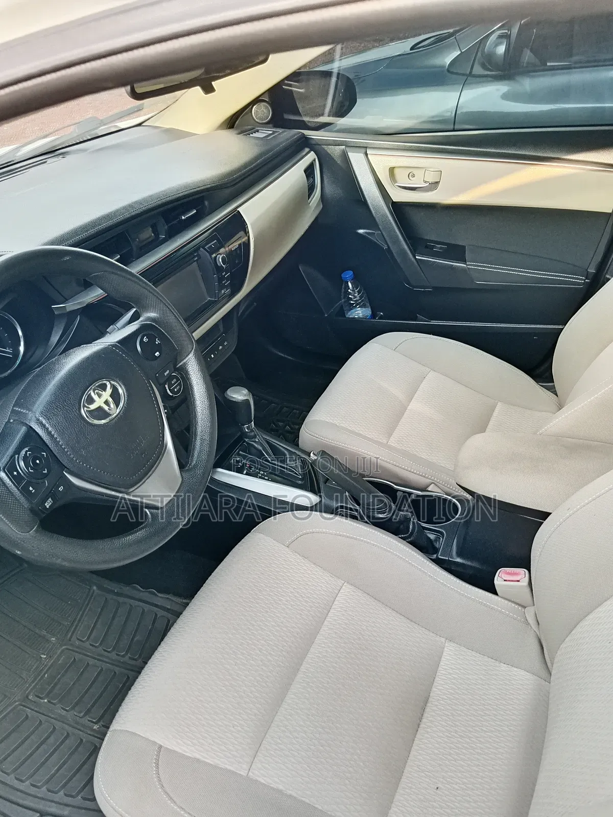 Toyota Corolla 2015 White
