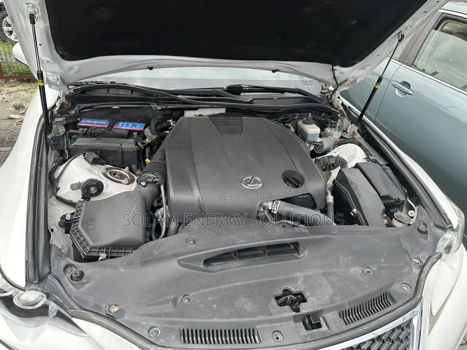 Lexus IS 2015 White