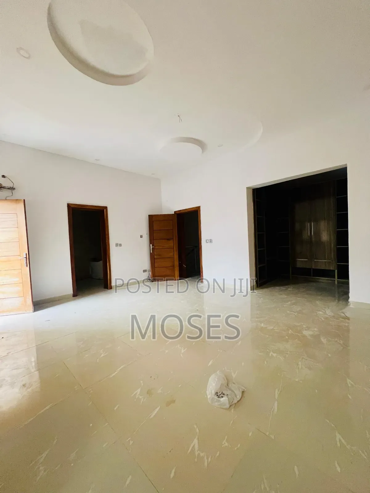 4bdrm Duplex in In A Mini Court, Ikate-Elegushi for rent
