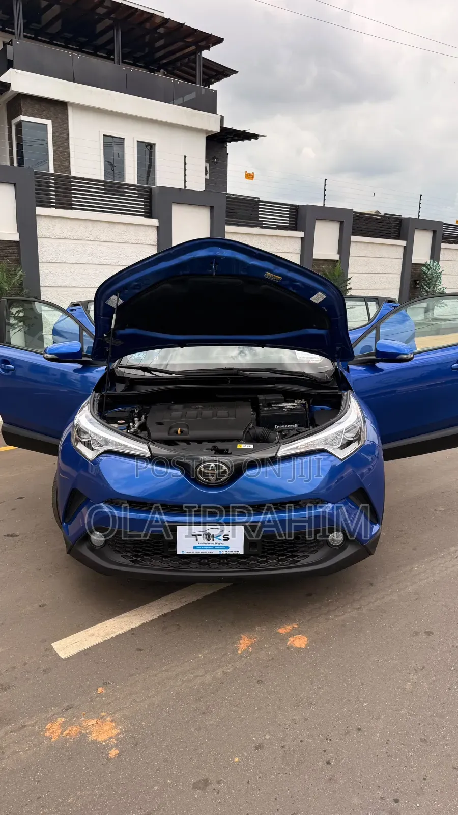 Toyota C-HR 2018 Blue