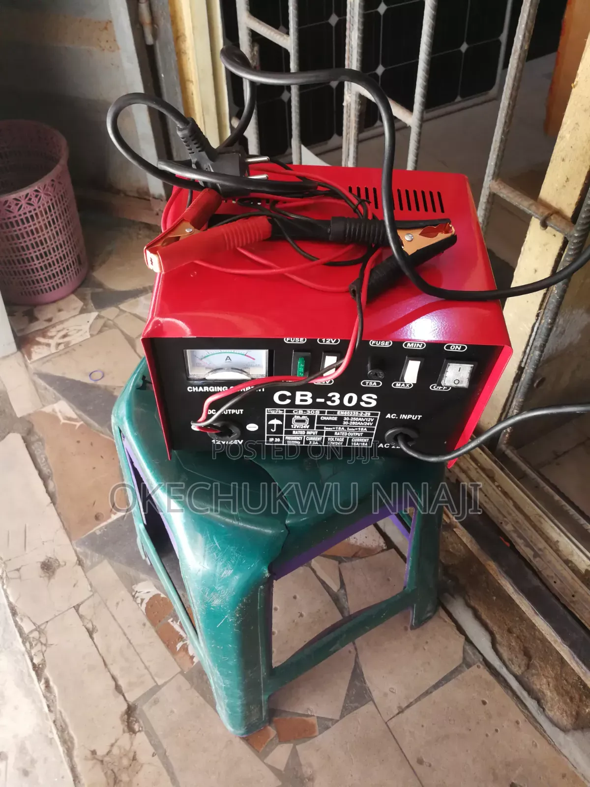 Car Motorcycle Battery Charger (12v-24v | 30-180 Ah) + Quick Charge
