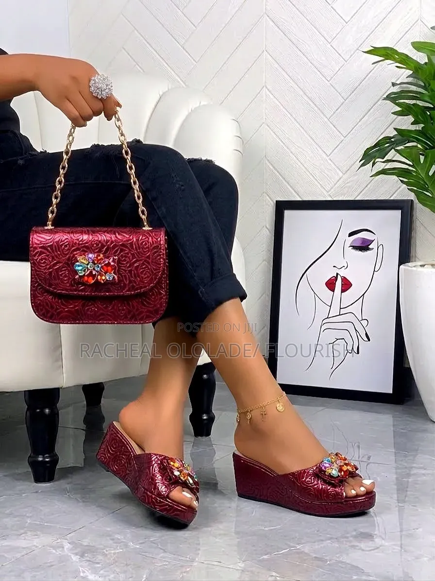 Quality Women Shoe and Purse