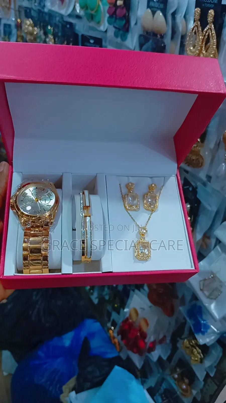 Truelife Fashion Global Resource