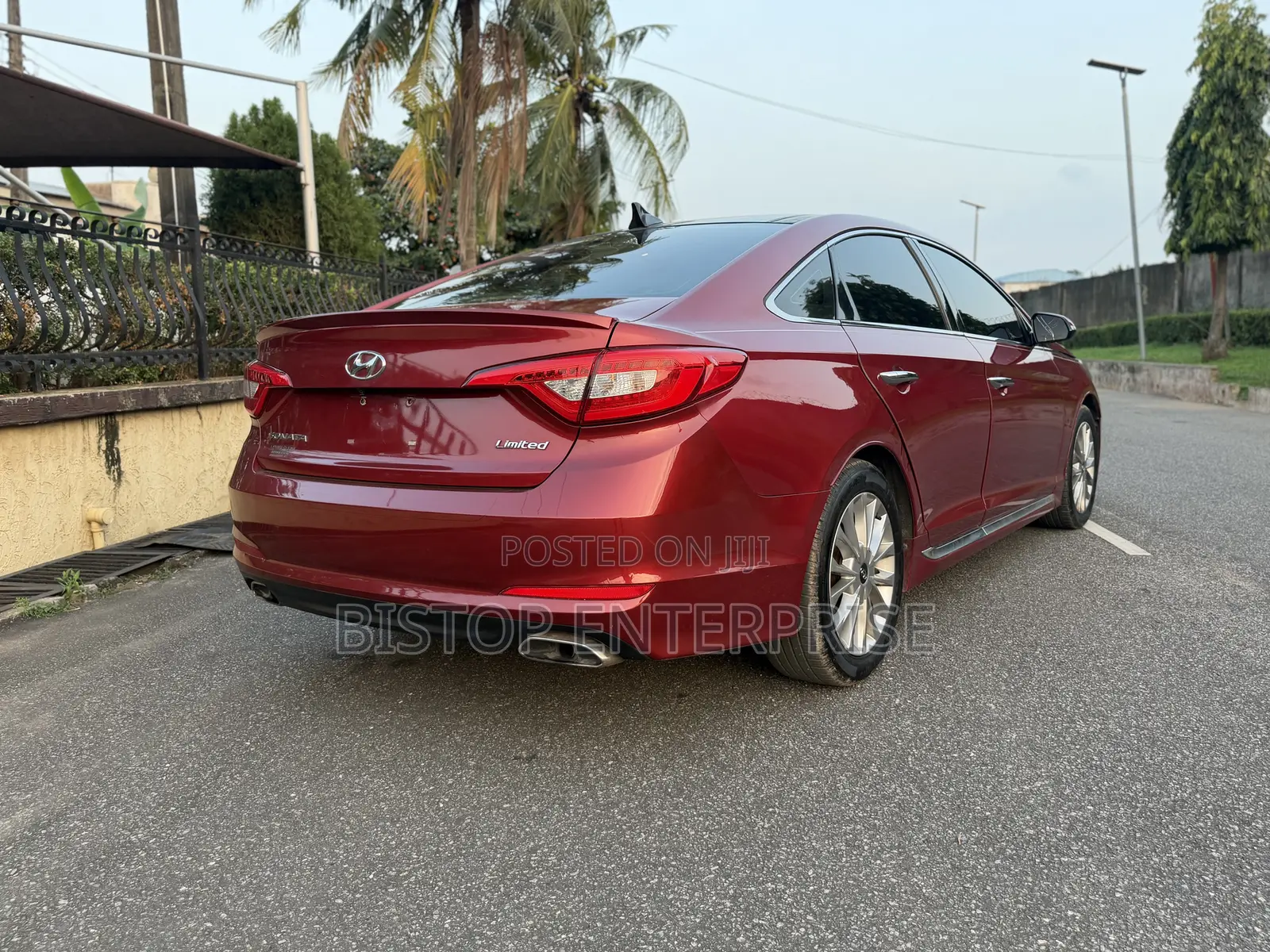 Hyundai Sonata Limited 4dr Sedan (2.4L 4cyl 6A) 2015 Red