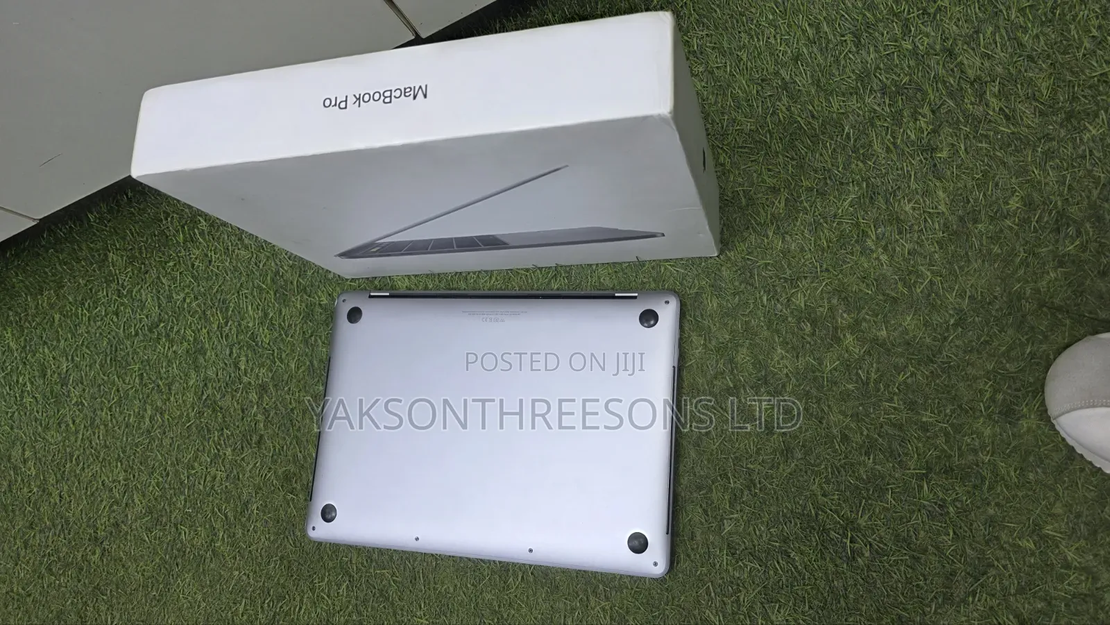 Laptop Apple MacBook Pro 2018 8GB Intel Core i5 SSD 256GB