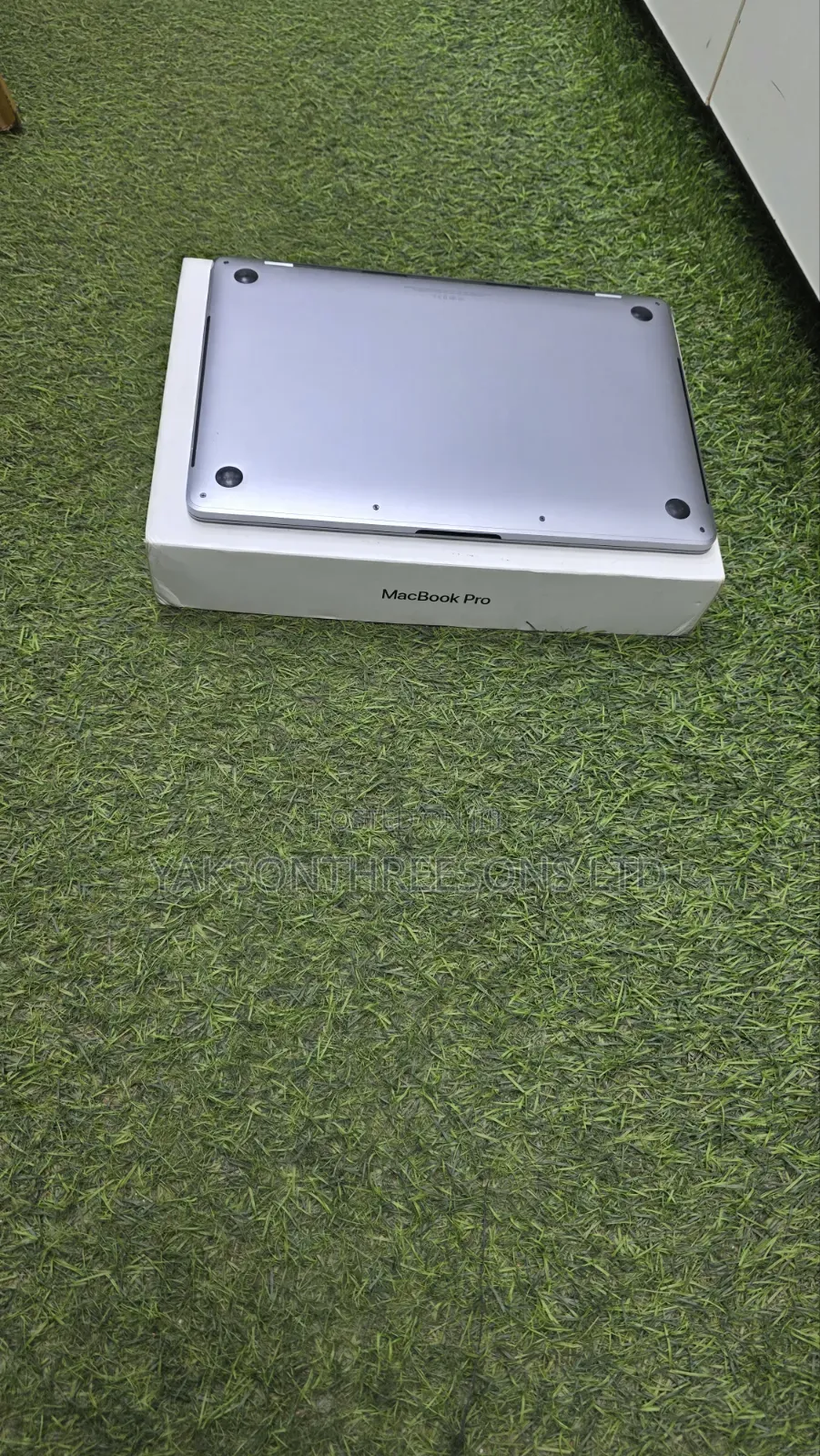 Laptop Apple MacBook Pro 2018 8GB Intel Core i5 SSD 256GB