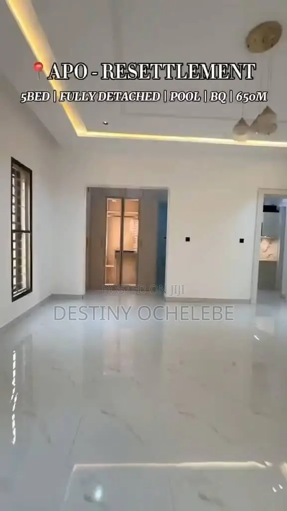 5bdrm Duplex in Apo - Resettlement for sale