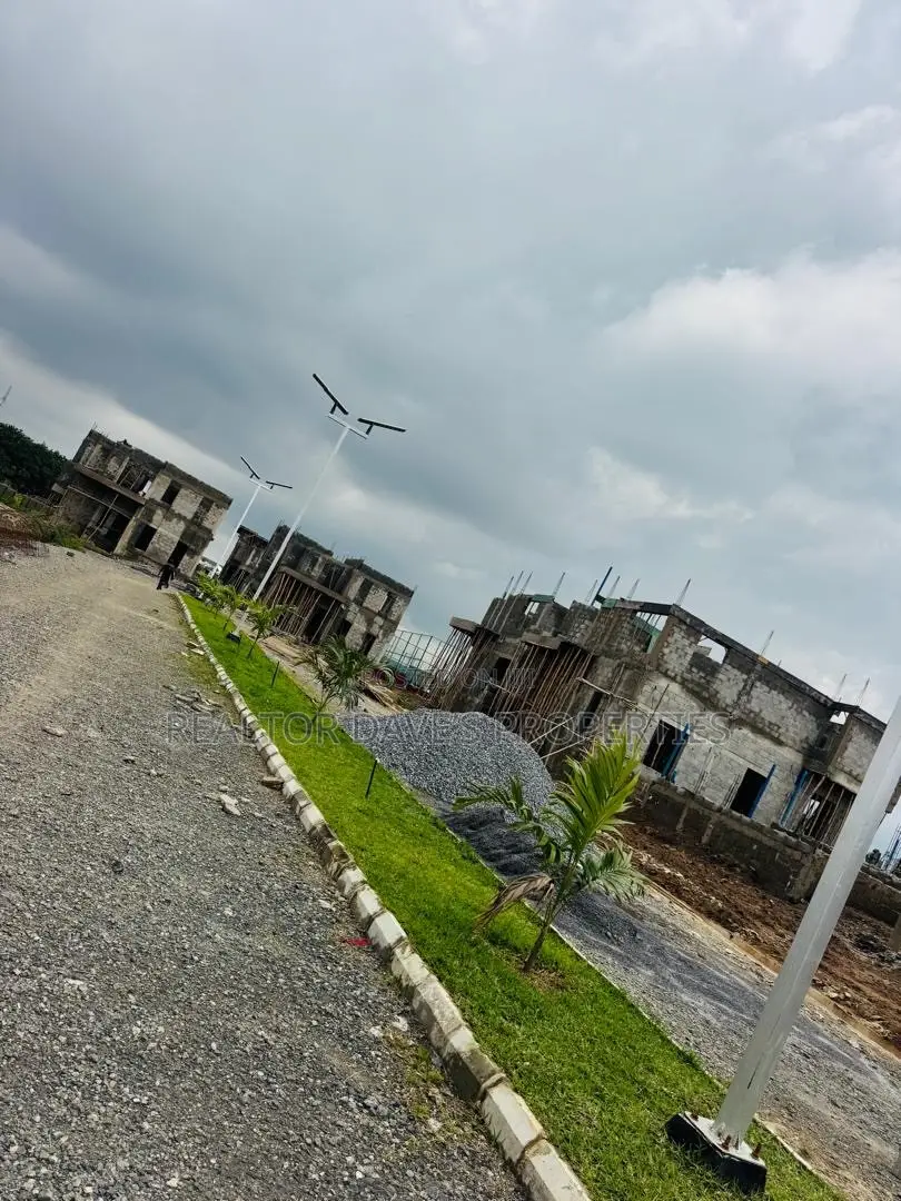 ๐ก 250sqm Plot of Land for Sale