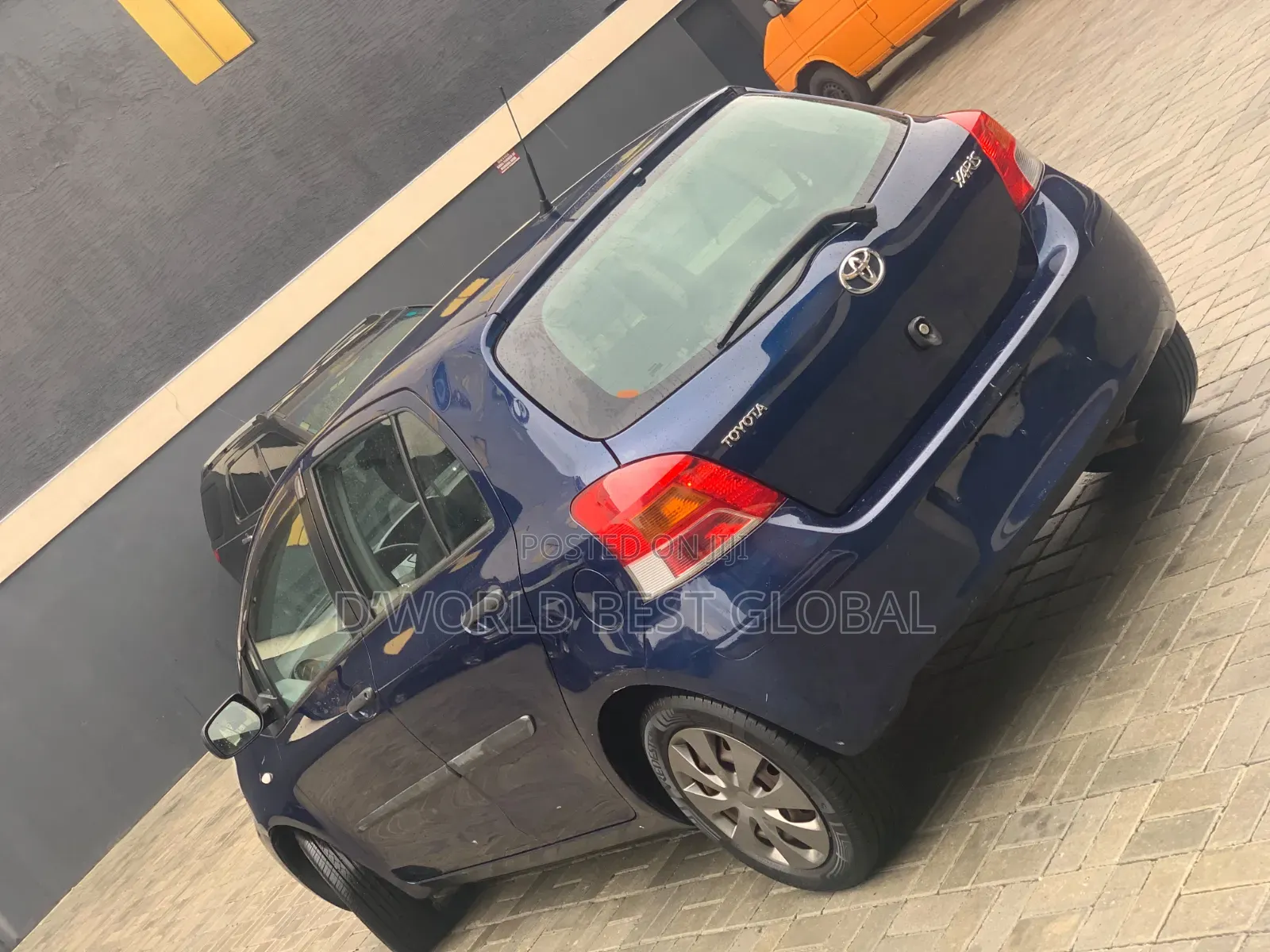Toyota Yaris 2010 Red