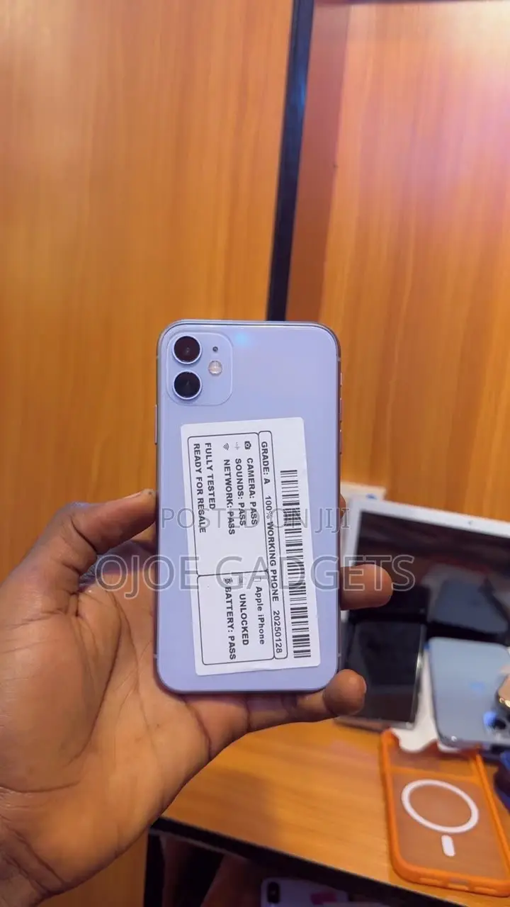 Apple iPhone 11 64 GB Purple