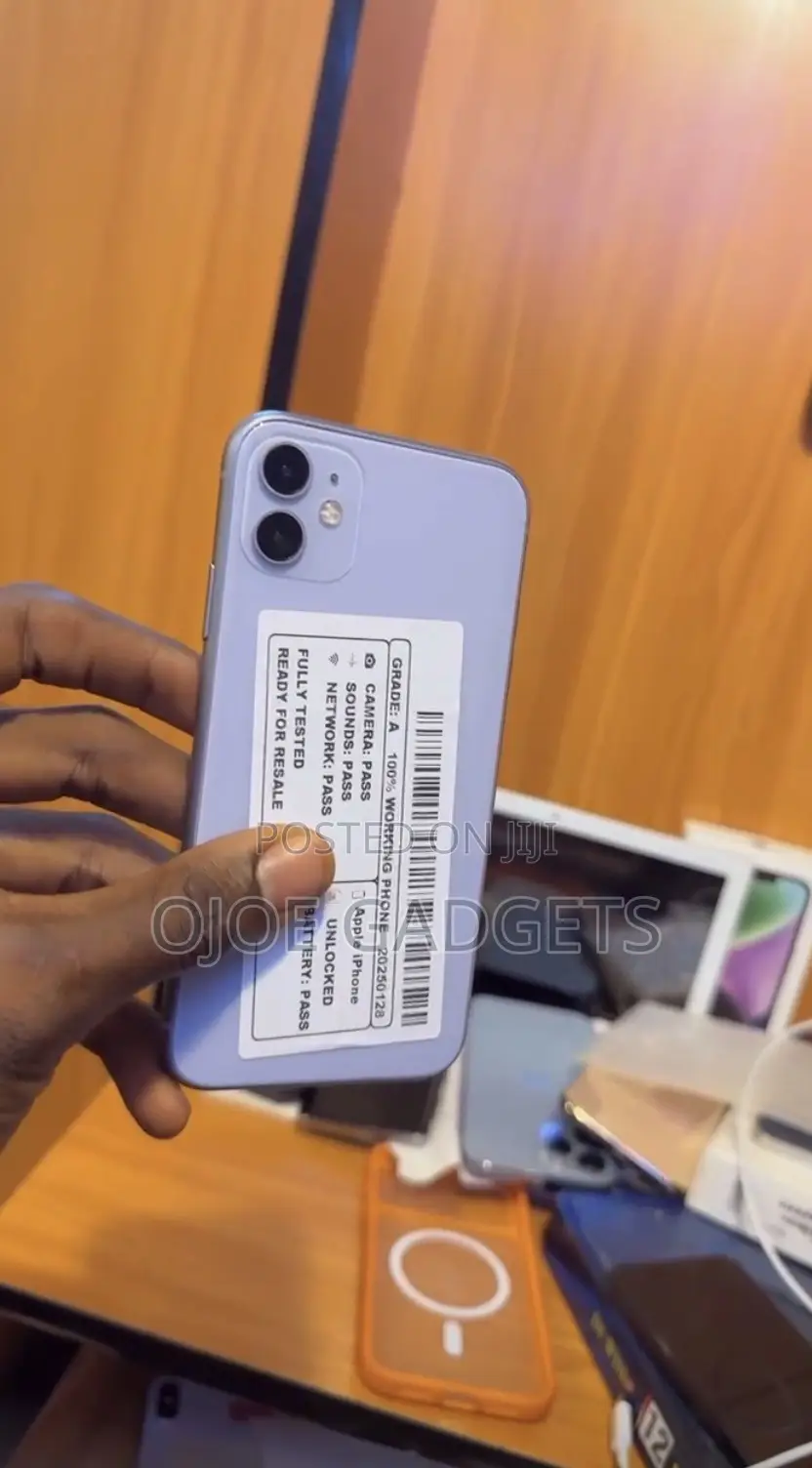 Apple iPhone 11 64 GB Purple
