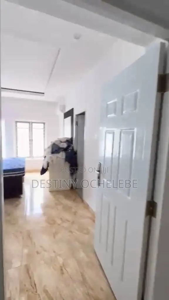 3bdrm Apartment in Guzape for sale