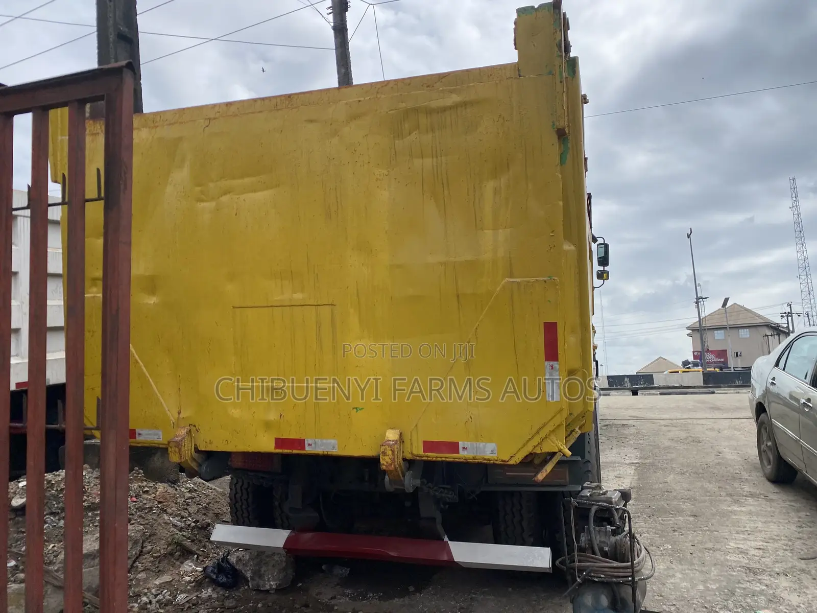 HOWO TIPPER 35 Tons