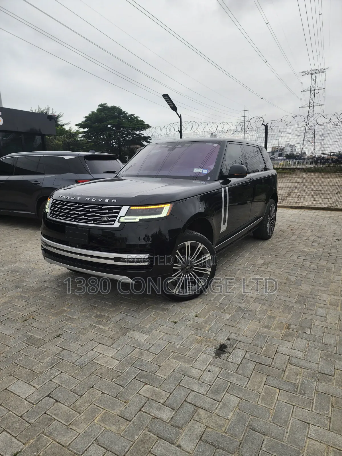 Land Rover Range Rover Vogue 2023 Black