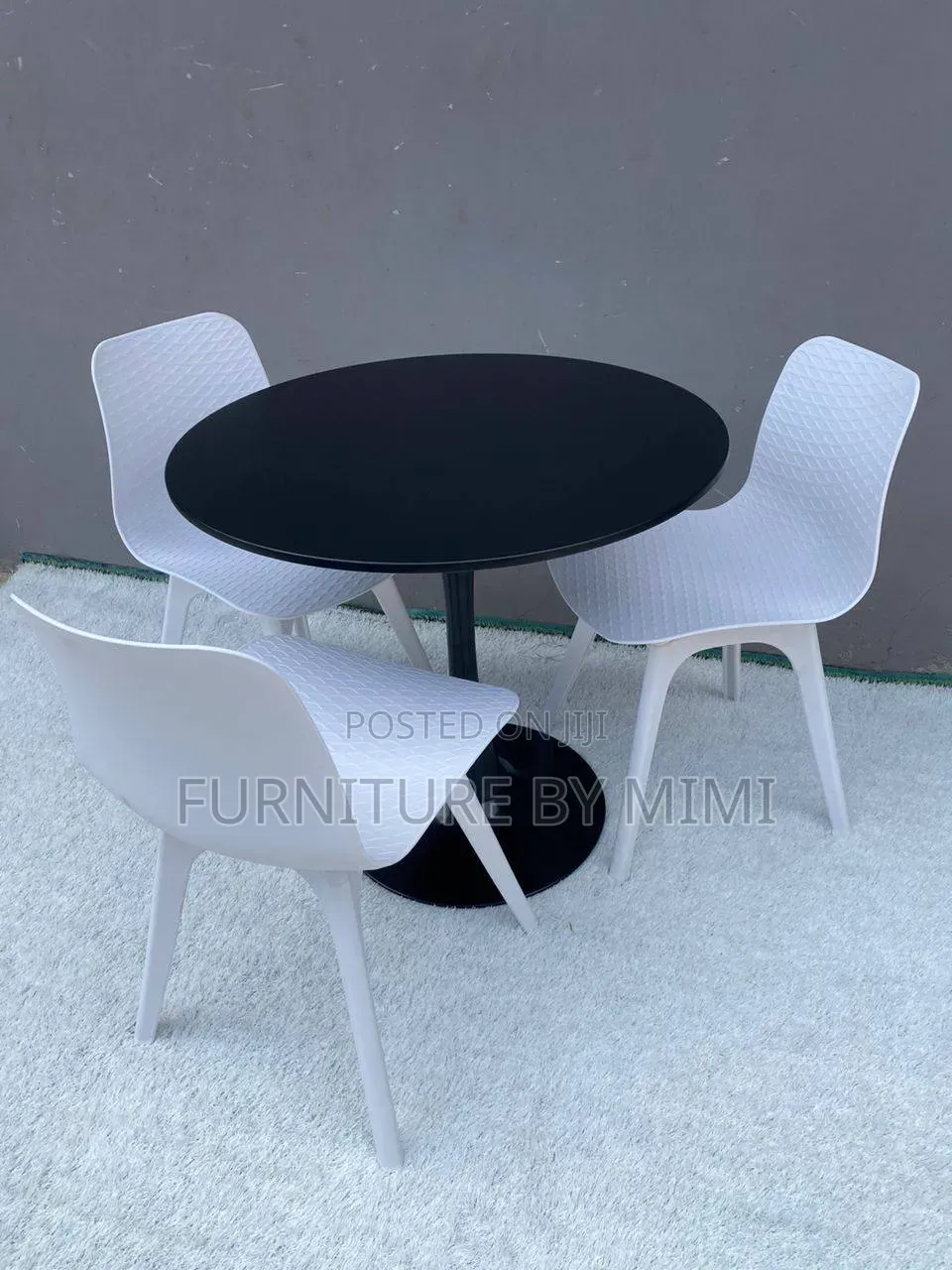 Modern 3-Seater Restaurant Set – Black Tulip Table & Textured Chairs