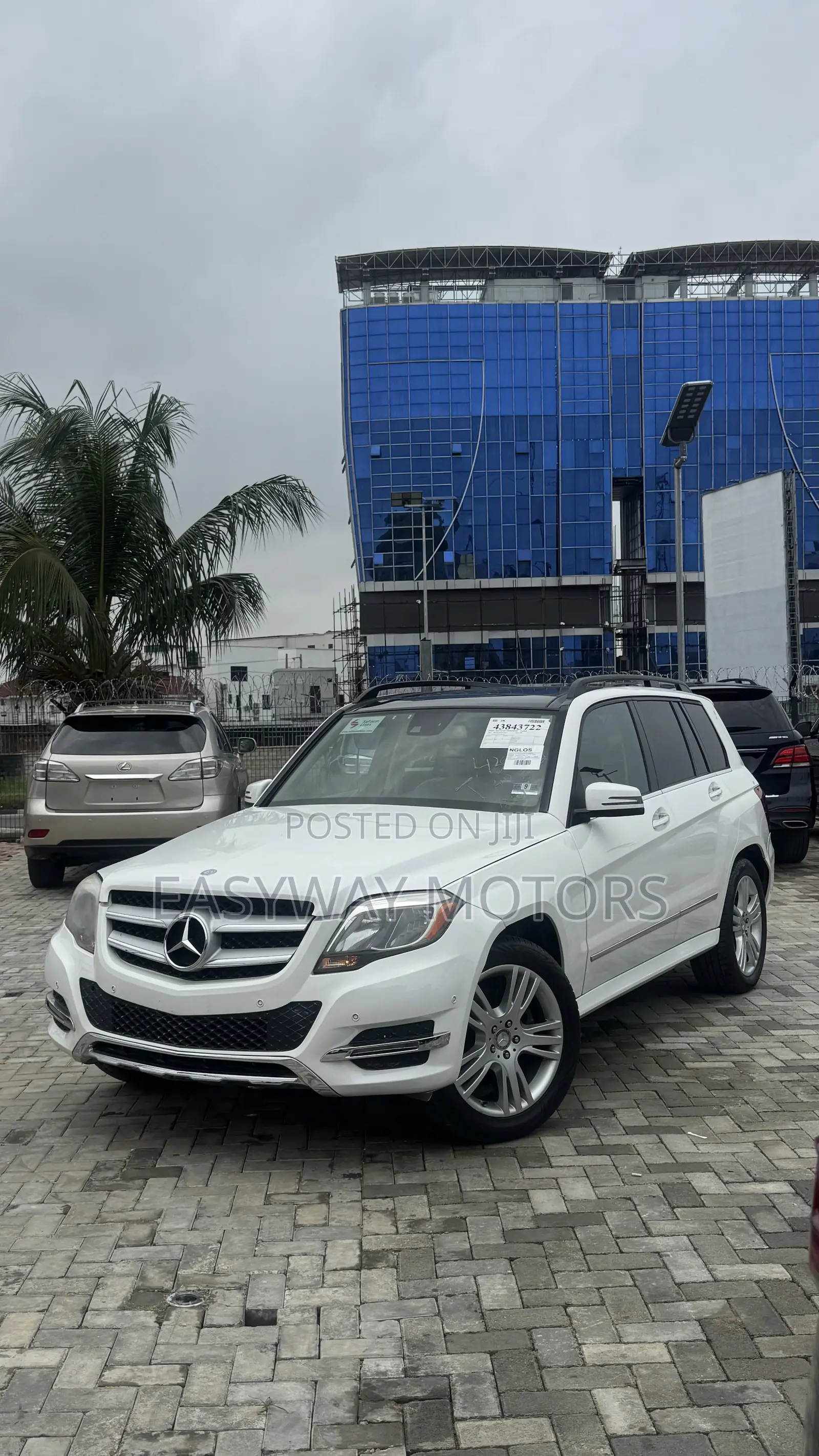 Mercedes-Benz GLK-Class Base GLK 250 BlueTEC 4dr AWD 4MATIC (2.1L 4cyl)