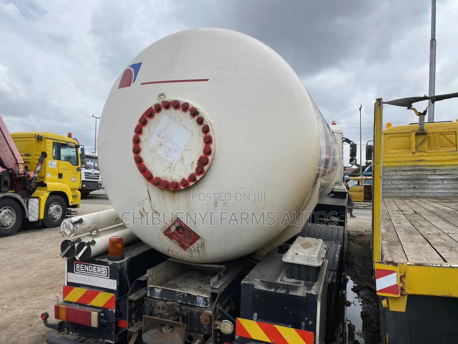 LPG GAS TRUCK 14tons (Man Diesel)
