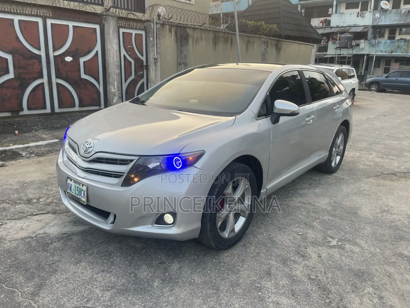 Toyota Venza 2011 Silver