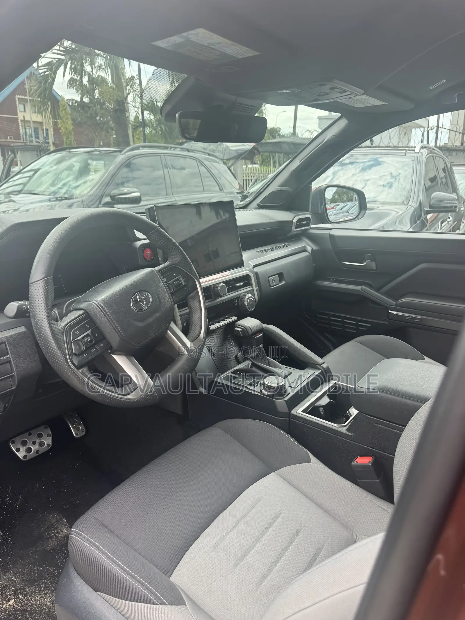 Toyota Tacoma SR Double Cab 4WD 5.0 ft. SB (Automatic) 2025 Brown