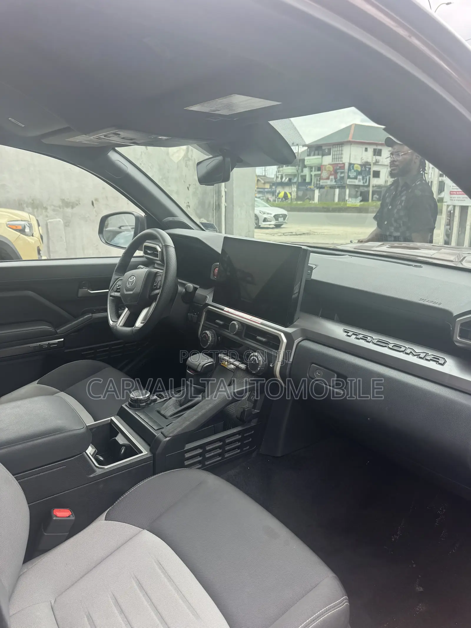 Toyota Tacoma SR Double Cab 4WD 5.0 ft. SB (Automatic) 2025 Brown