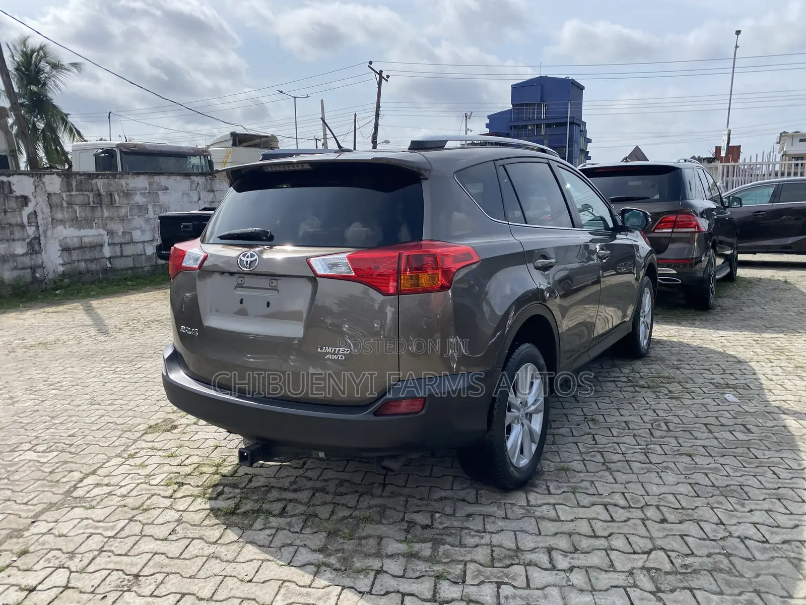 Toyota RAV4 Limited 4dr SUV AWD (2.5L 4cyl 6A) 2014 Brown