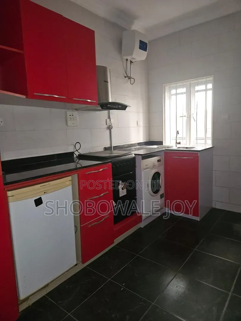 4bdrm Duplex in Lekki Right for rent