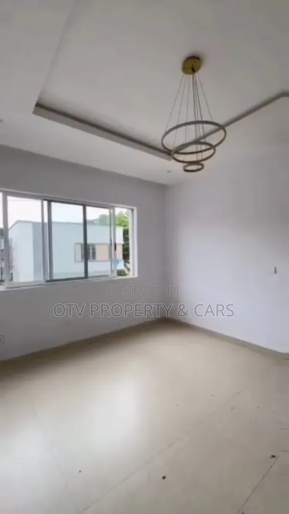 2bdrm Apartment in Ikate for sale