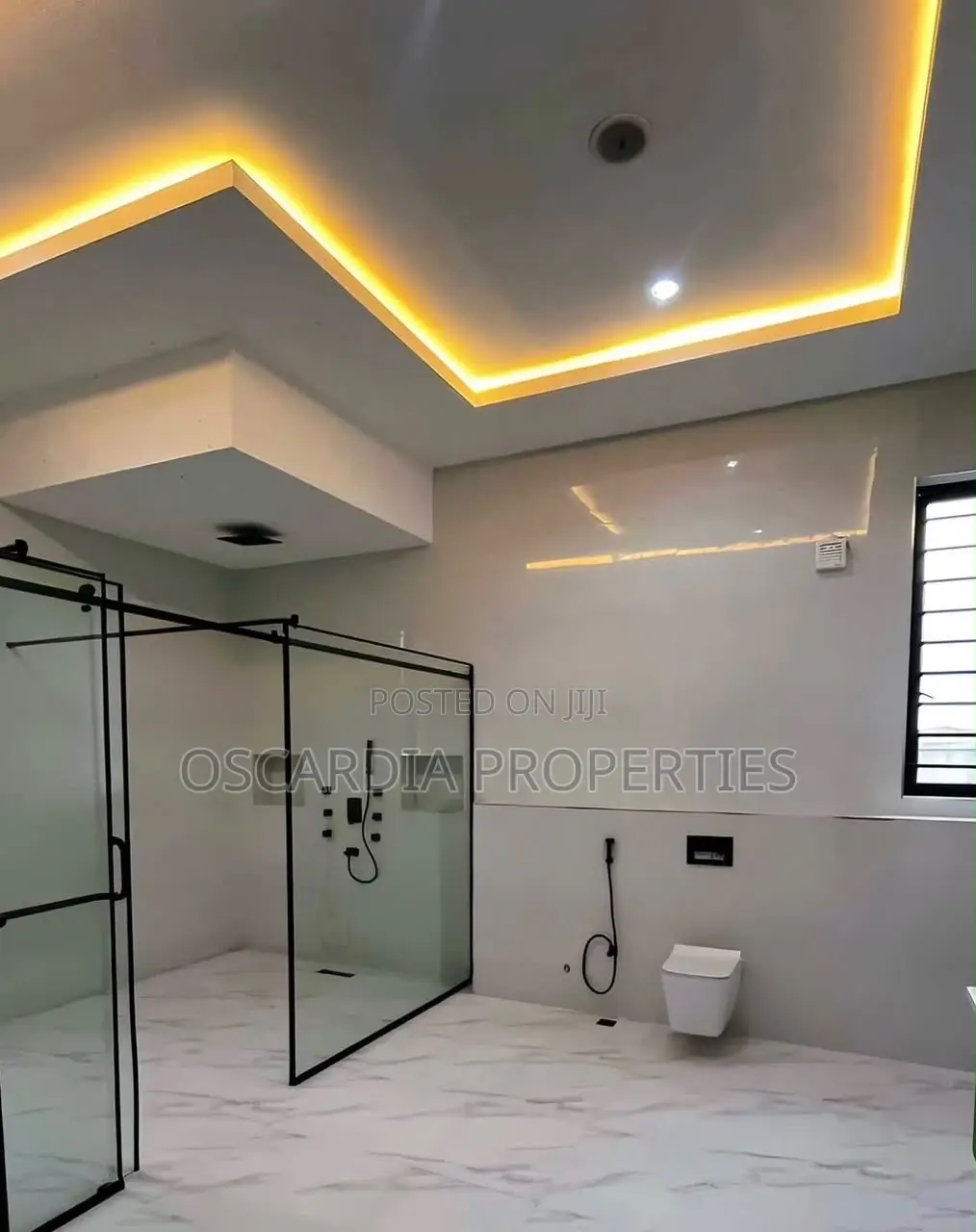 5bdrm Duplex in Apo Resettlement for sale