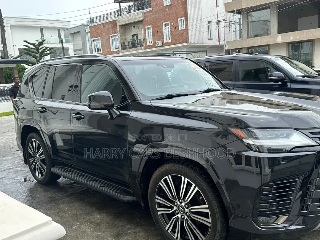 Lexus LX 2024 Black