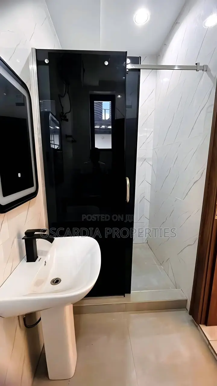 5bdrm Duplex in Apo Resettlement for sale