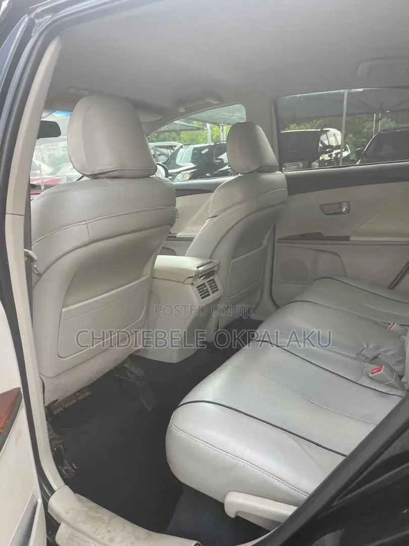 Toyota Venza 2012 Black