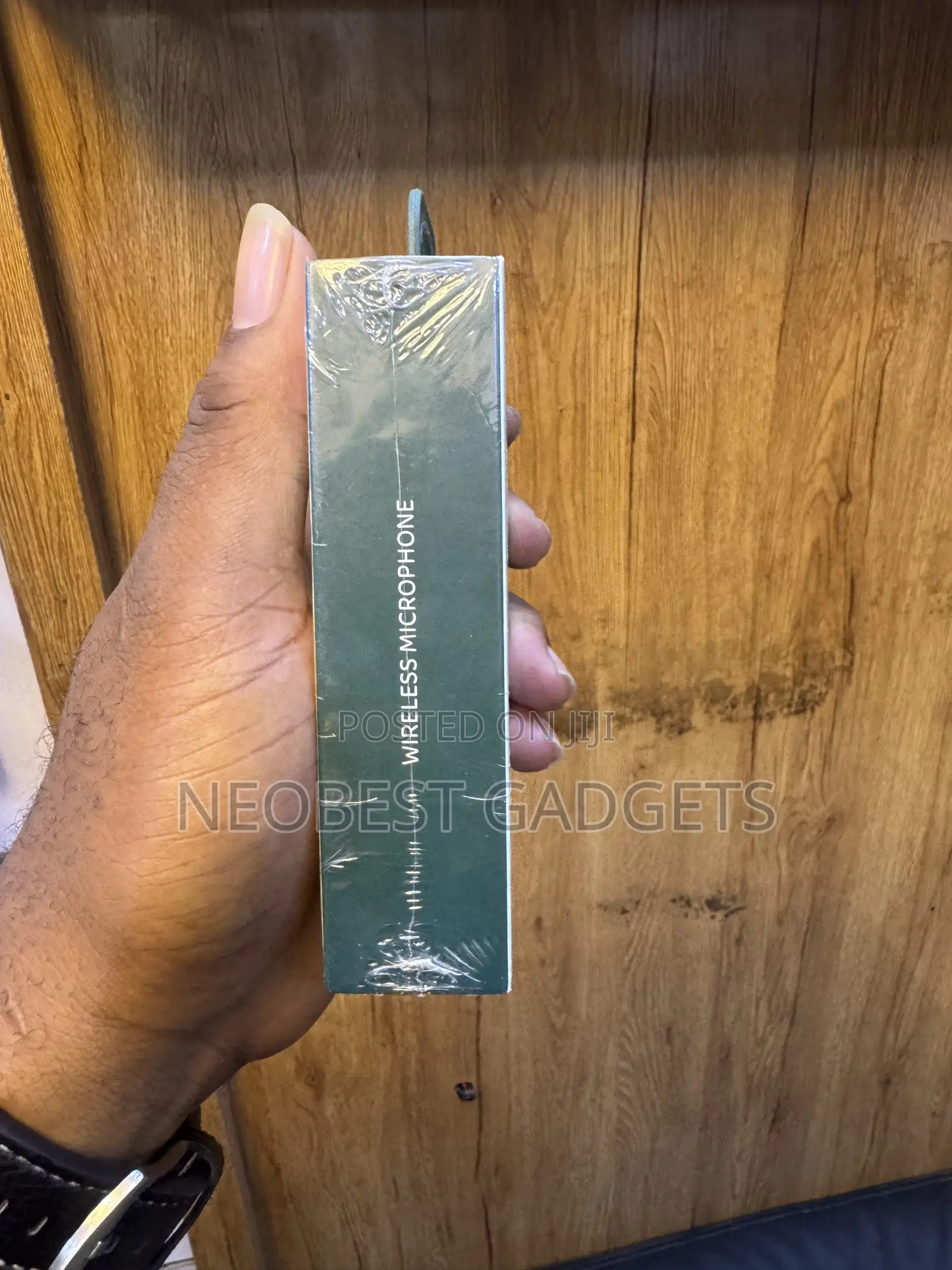 Green Lion Wireless Microphone