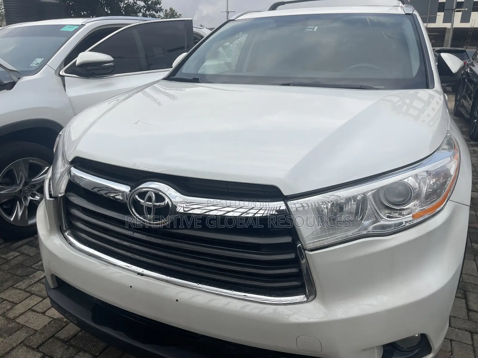 Toyota Highlander XLE V6 4x2 (3.5L 6cyl 6A) 2016 White