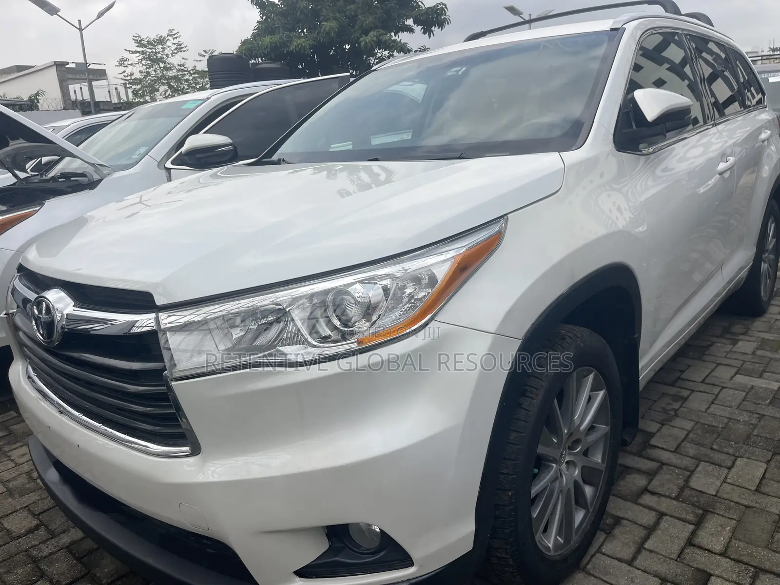 Toyota Highlander XLE V6 4x2 (3.5L 6cyl 6A) 2016 White