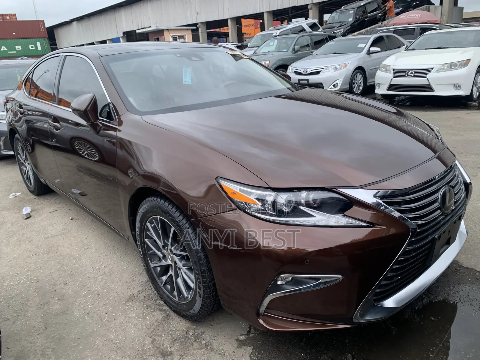 Lexus ES 2016 Brown