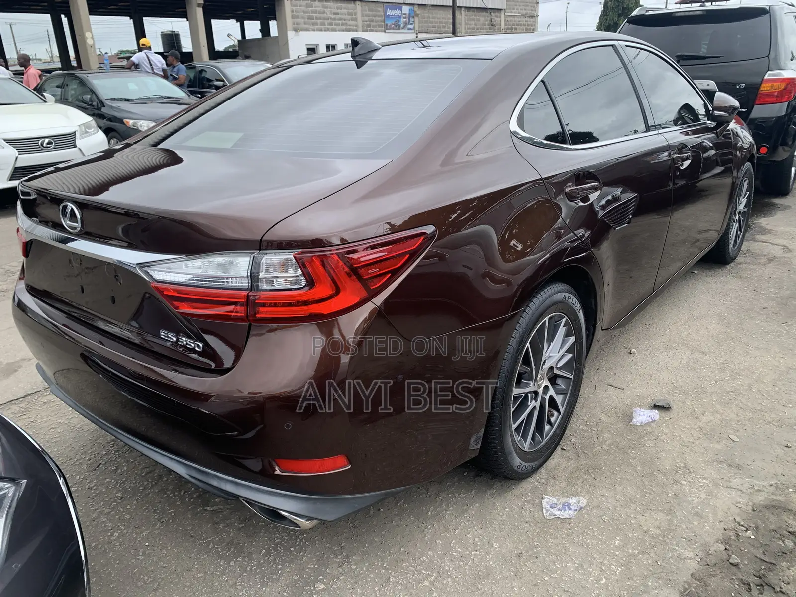 Lexus ES 2016 Brown