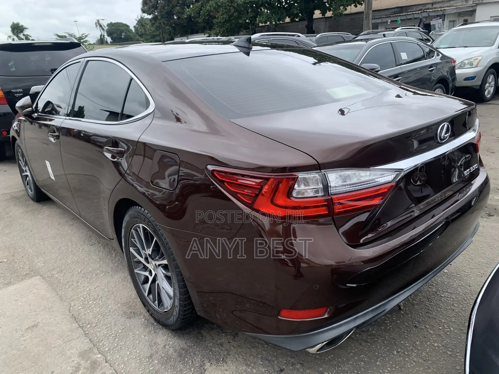 Lexus ES 2016 Brown