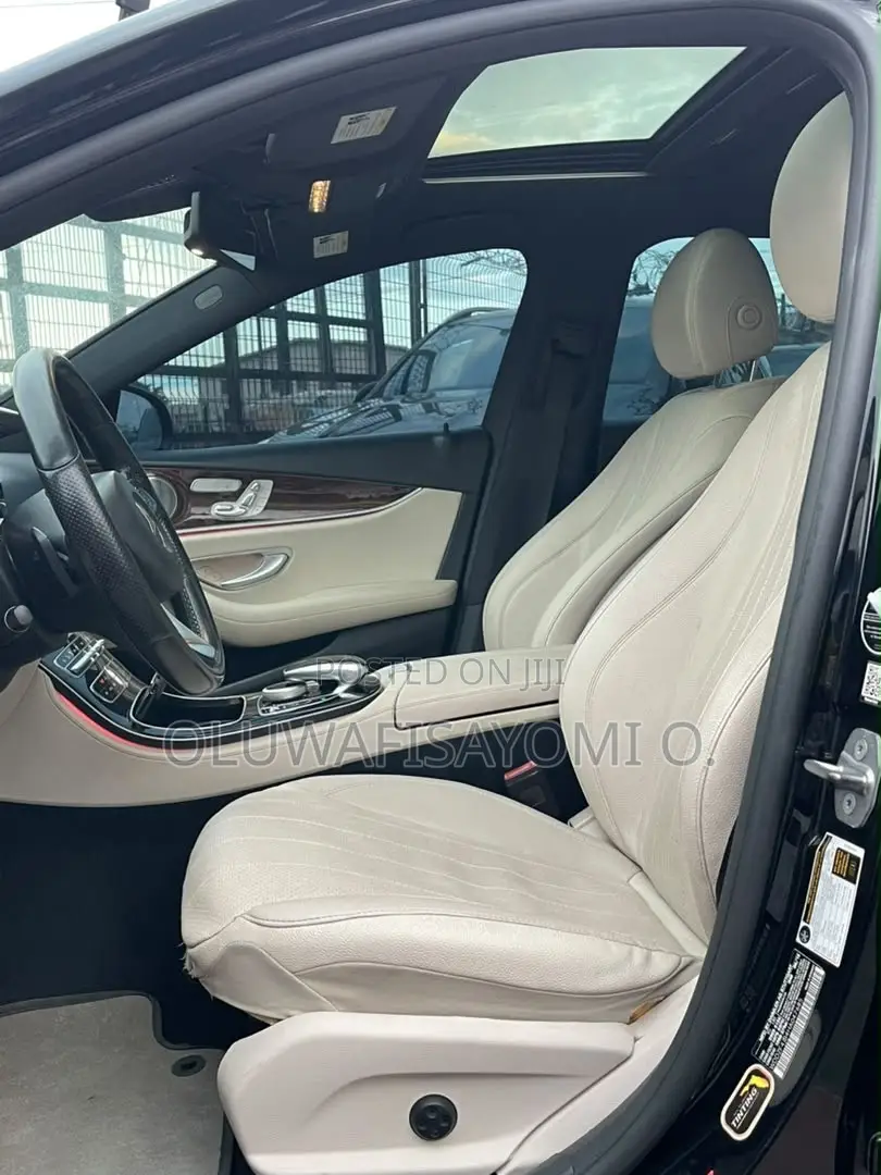 Mercedes-Benz E300 4Matic AWD Sedan (2.0L 4cyl 9A) 2017 Black