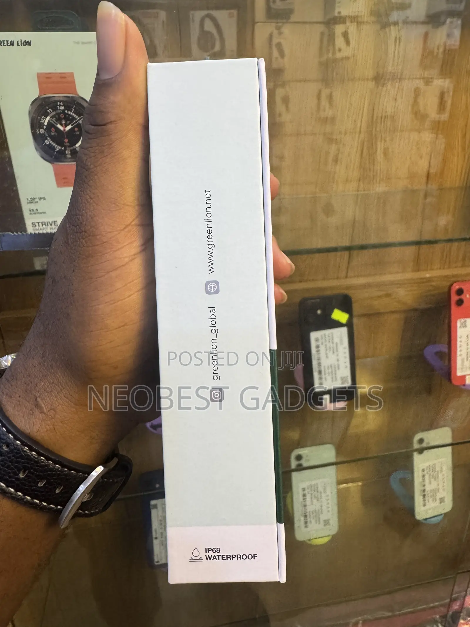Green Lion Communicate 46 Smart Watch