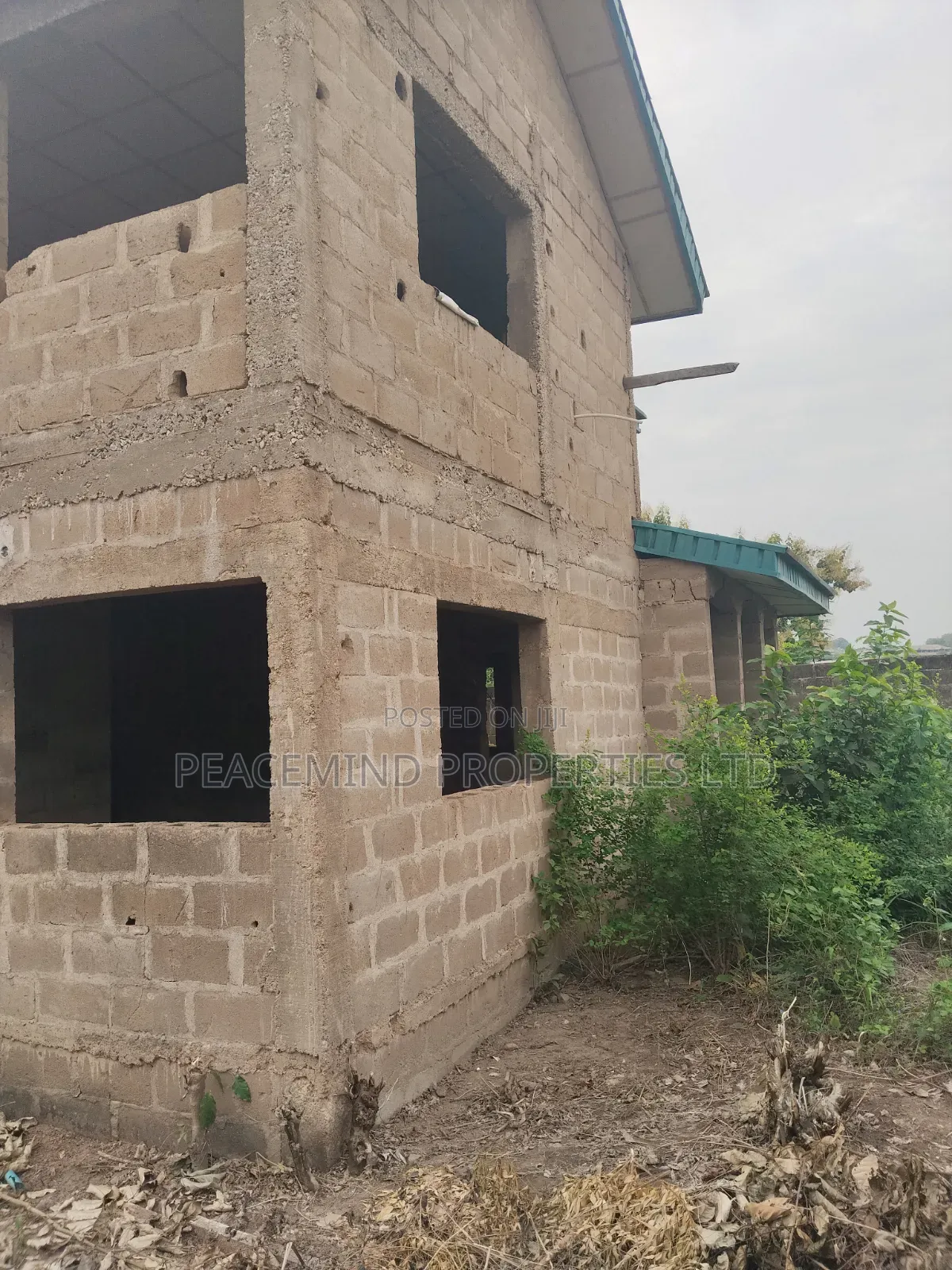 6bdrm Duplex in Housing Estate Elega, Abeokuta South for sale