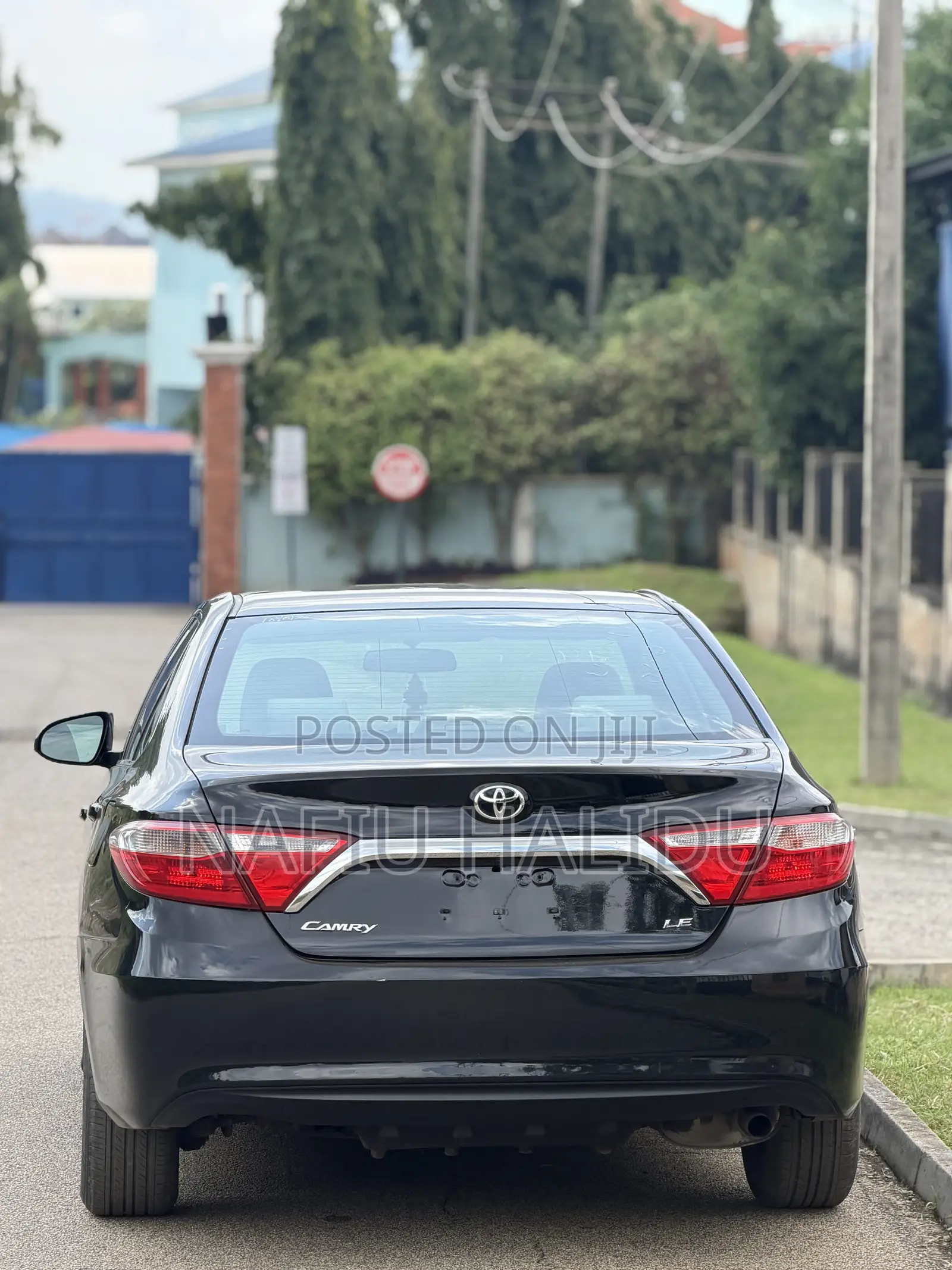 Toyota Camry 2016 Black