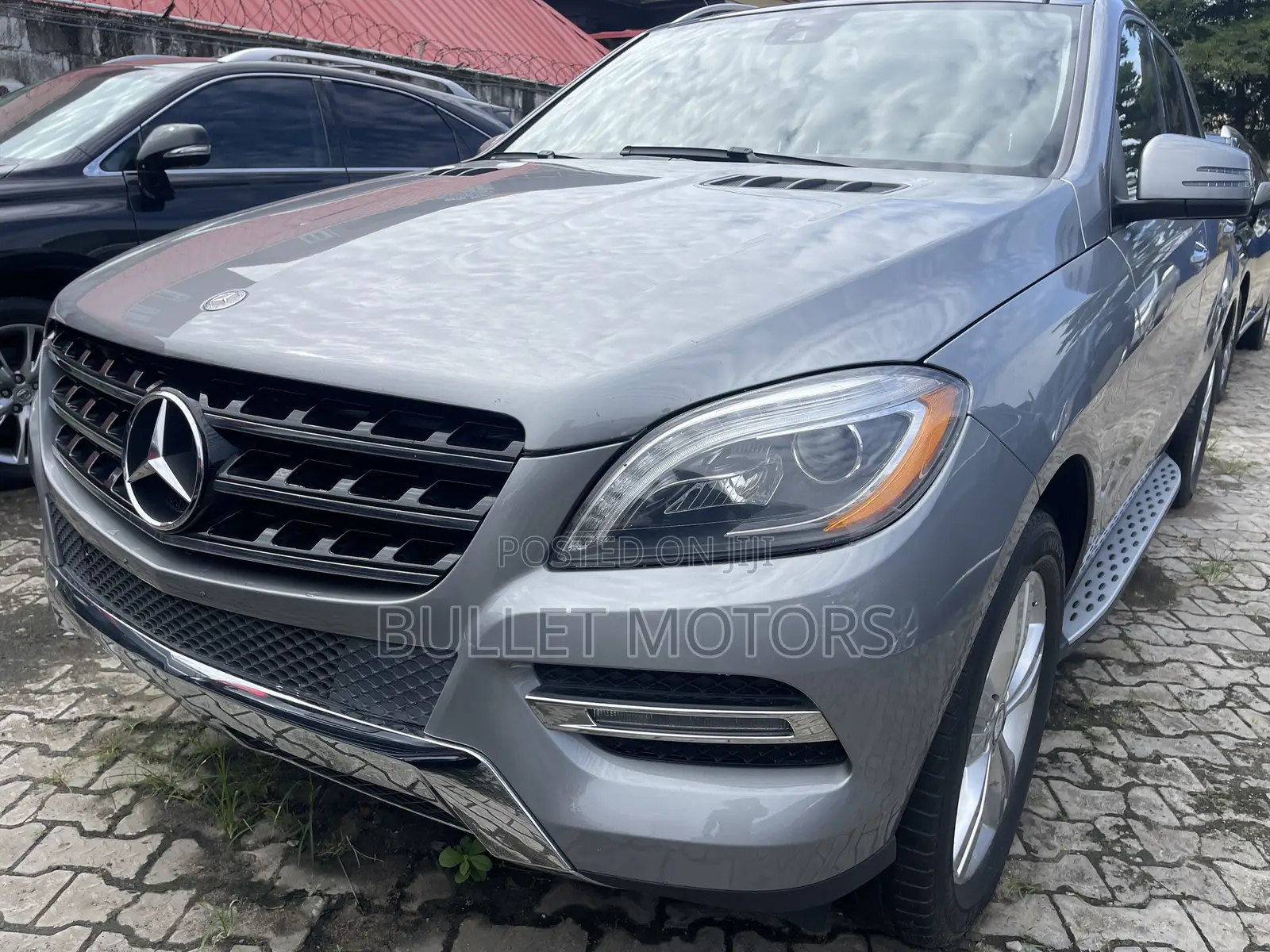 Mercedes-Benz M Class ML350 4MATIC 4dr SUV AWD (3.5L 6cyl 7A) 2014 Gray