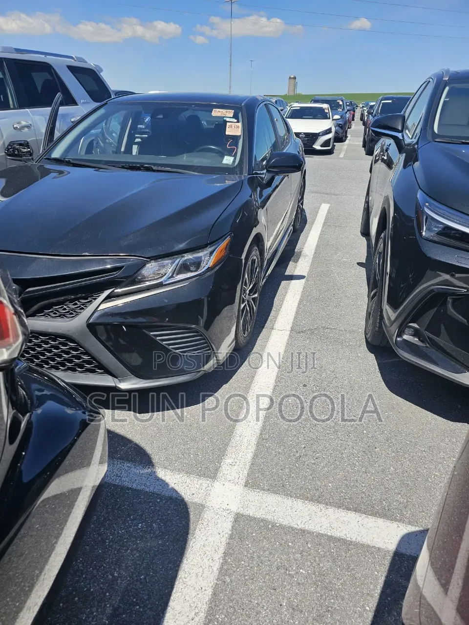 Toyota Camry SE FWD 2020 Black