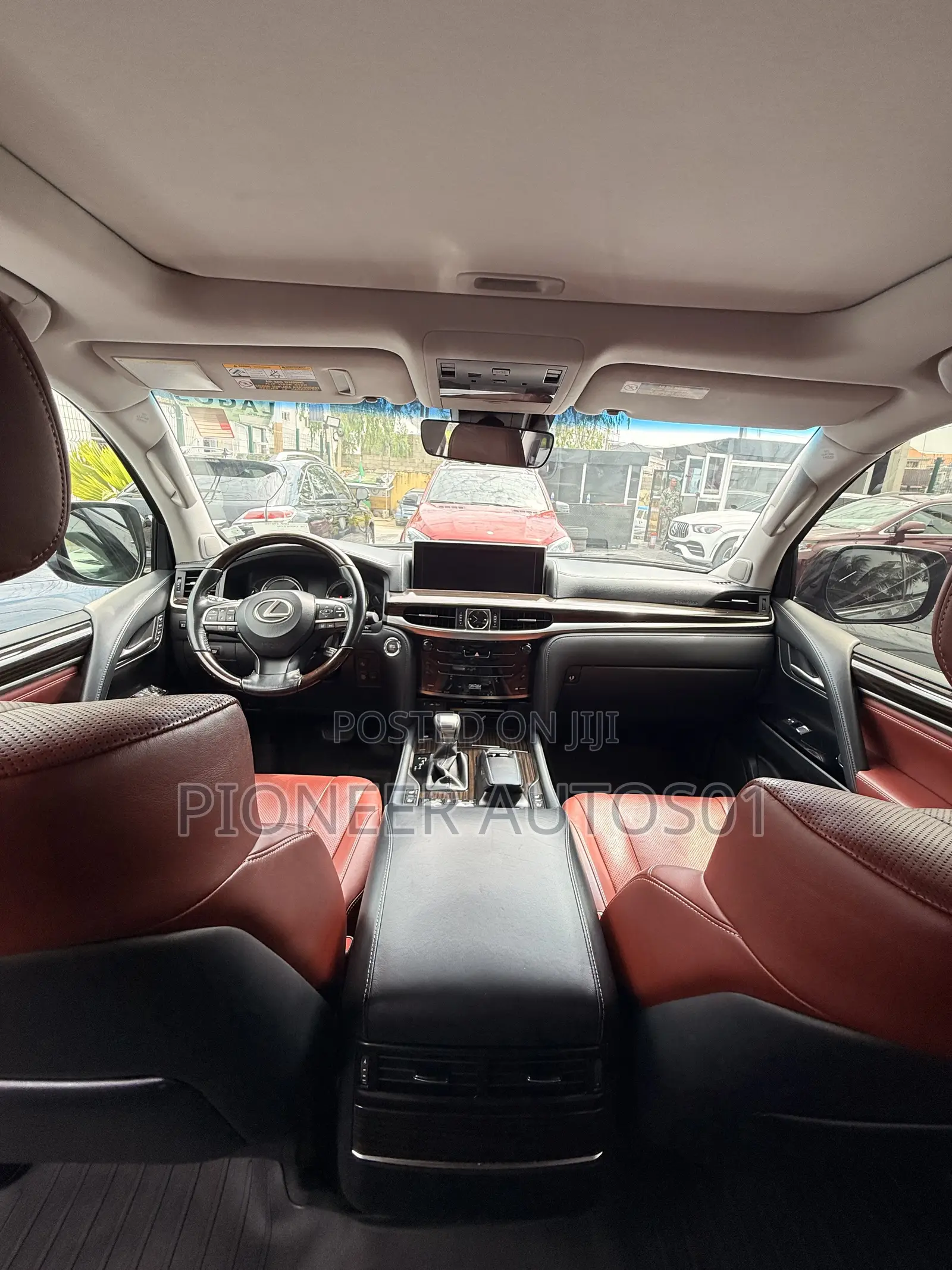 Lexus LX 570 (5 seats) AWD 2017 Silver